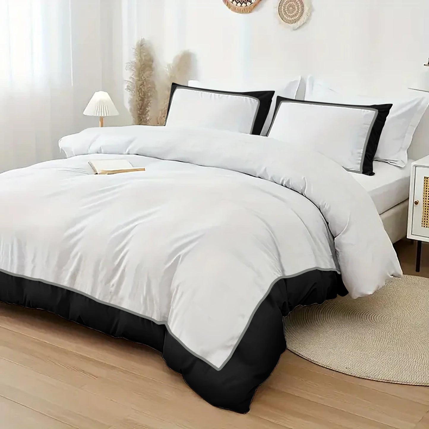 Linen Loft Monarch Hotel Collection| White & Black Contrast-Border Duvet Set