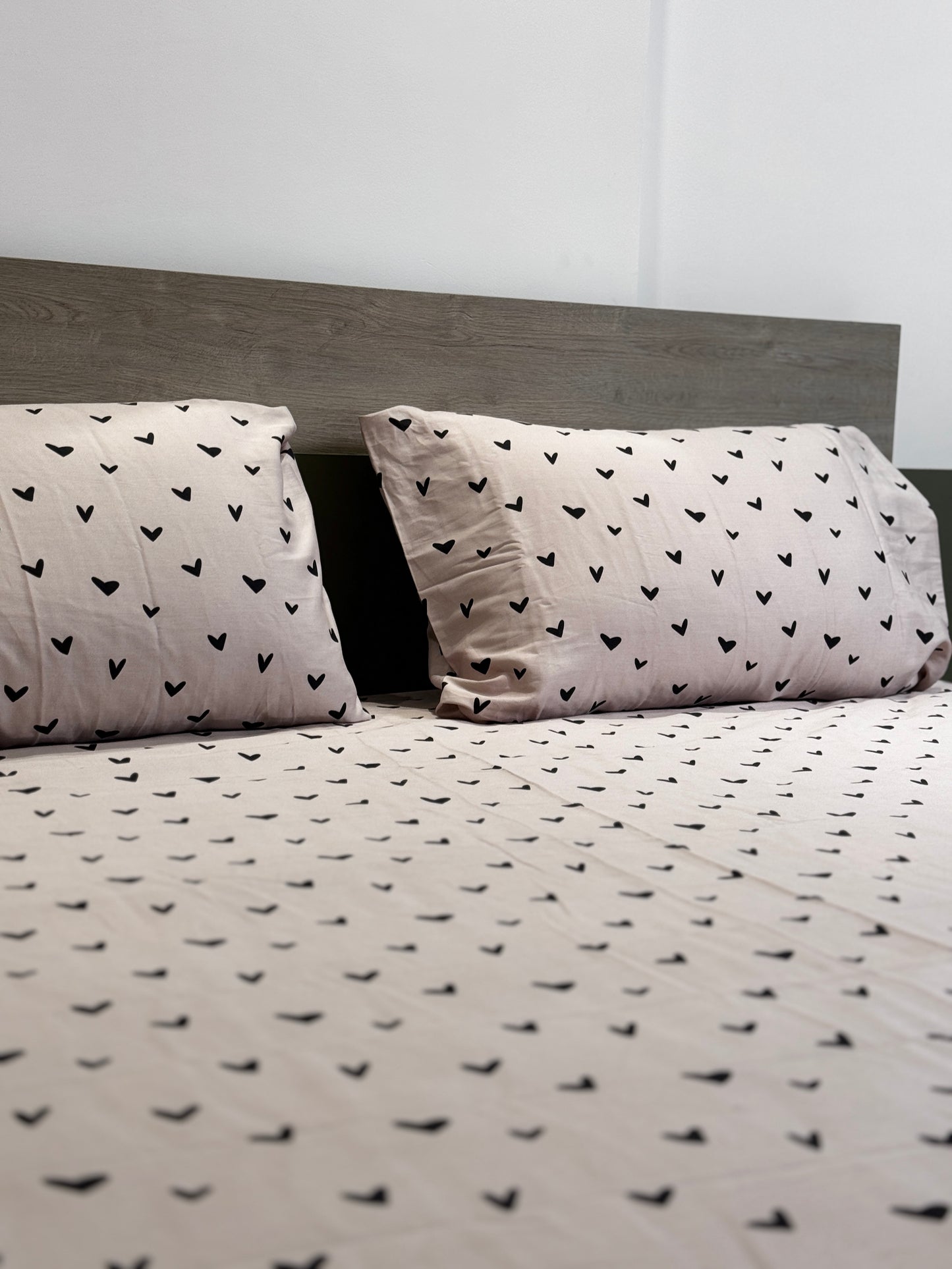 Polka Hearts 100% Cotton Satin King Size Bedsheet with Pillowcases – High Thread Count Bedding (108 x 102 Inches)