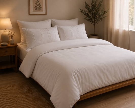 Linen Loft | Ivory Elegance Bedding Set - King Size