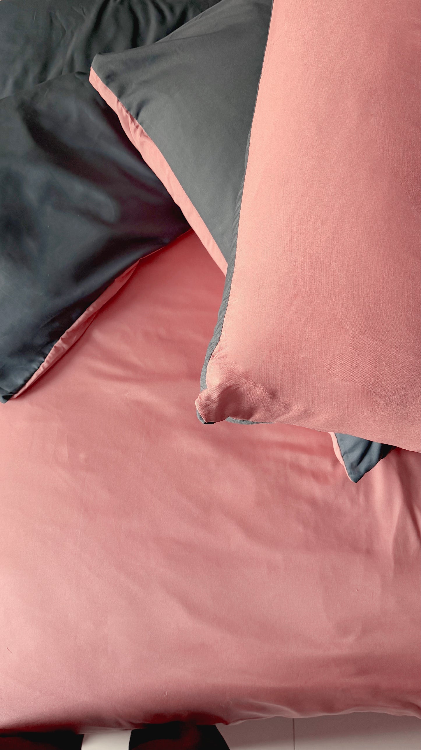 Linen Loft Midnight Navy & Rose Pink Reversible Duvet Cover Set - King Size