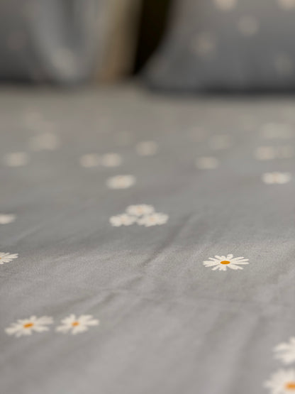 Duck Egg Bloom Bedding with White Plain Duvet Cover - King Size