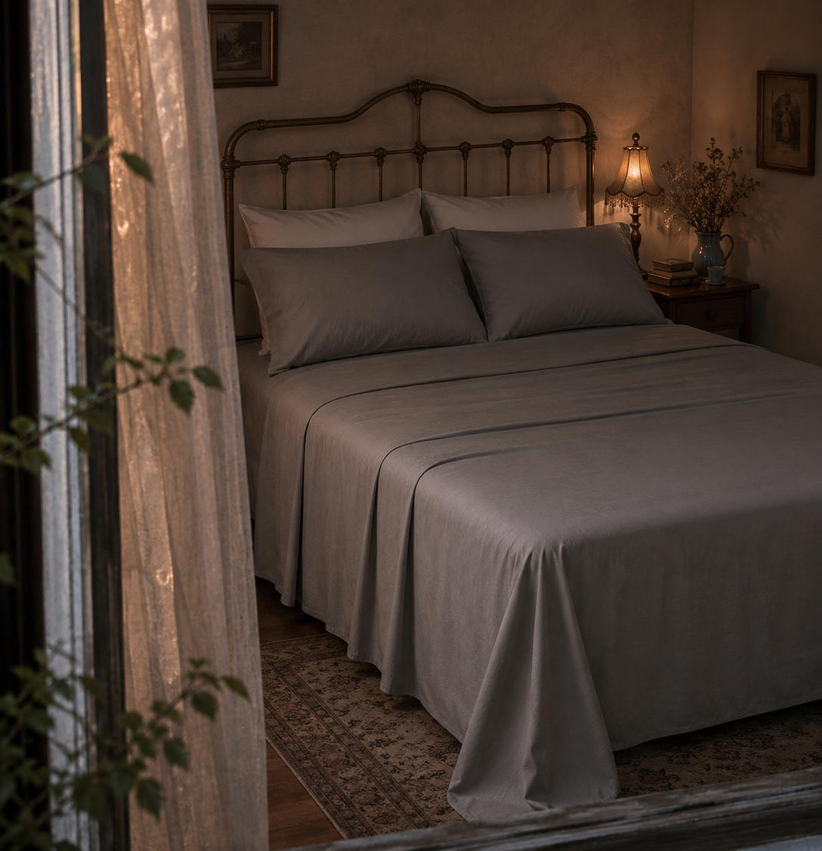 Plain Aura Flat Sheet Charcoal