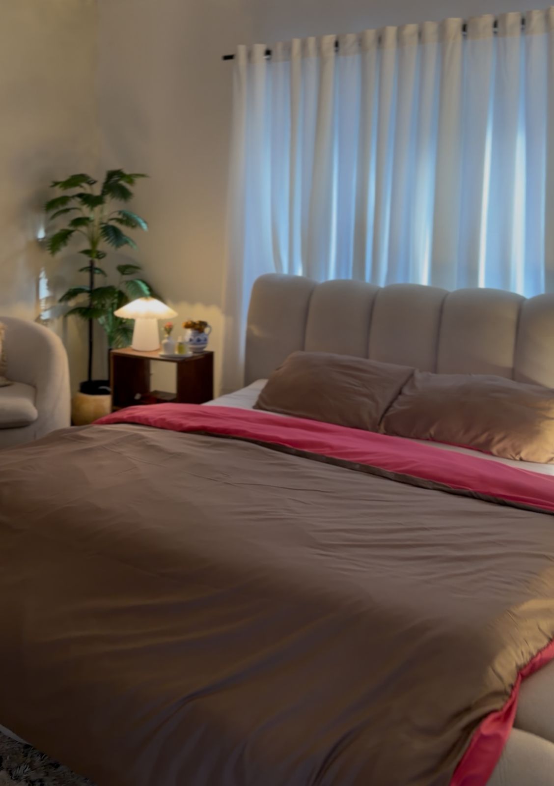 Linen Loft Reversible Hot Pink & Natural Duvet Cover Set - King Size