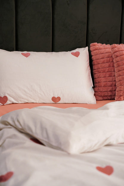 Blush Pink Heart Bed Set with Pink Fitted Sheet – King Size