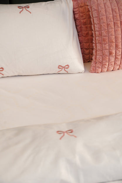 Linen Loft Blush Pink Bow Embroidered Duvet Set | Cozy-Core Elegance for That Dreamy Look