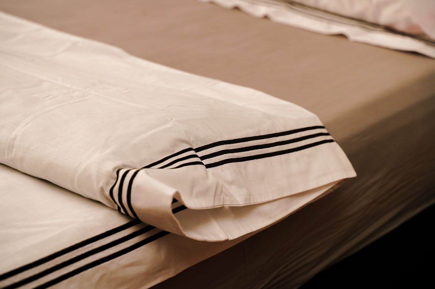 Linen Loft Hotel Collection | White Bedding Set with Black Accent Lines