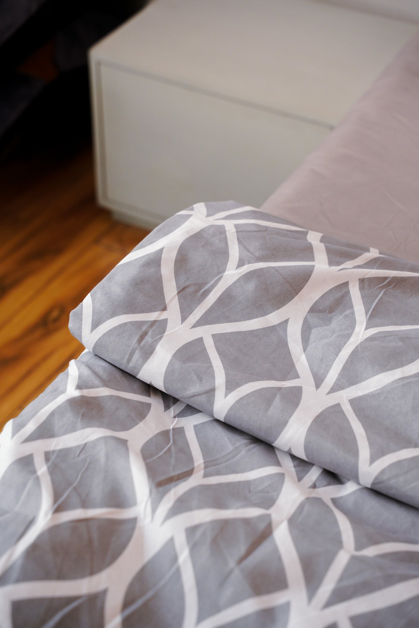 Grey Leaf  Duvet Set with Charcoal  Fitted Sheet – King Size