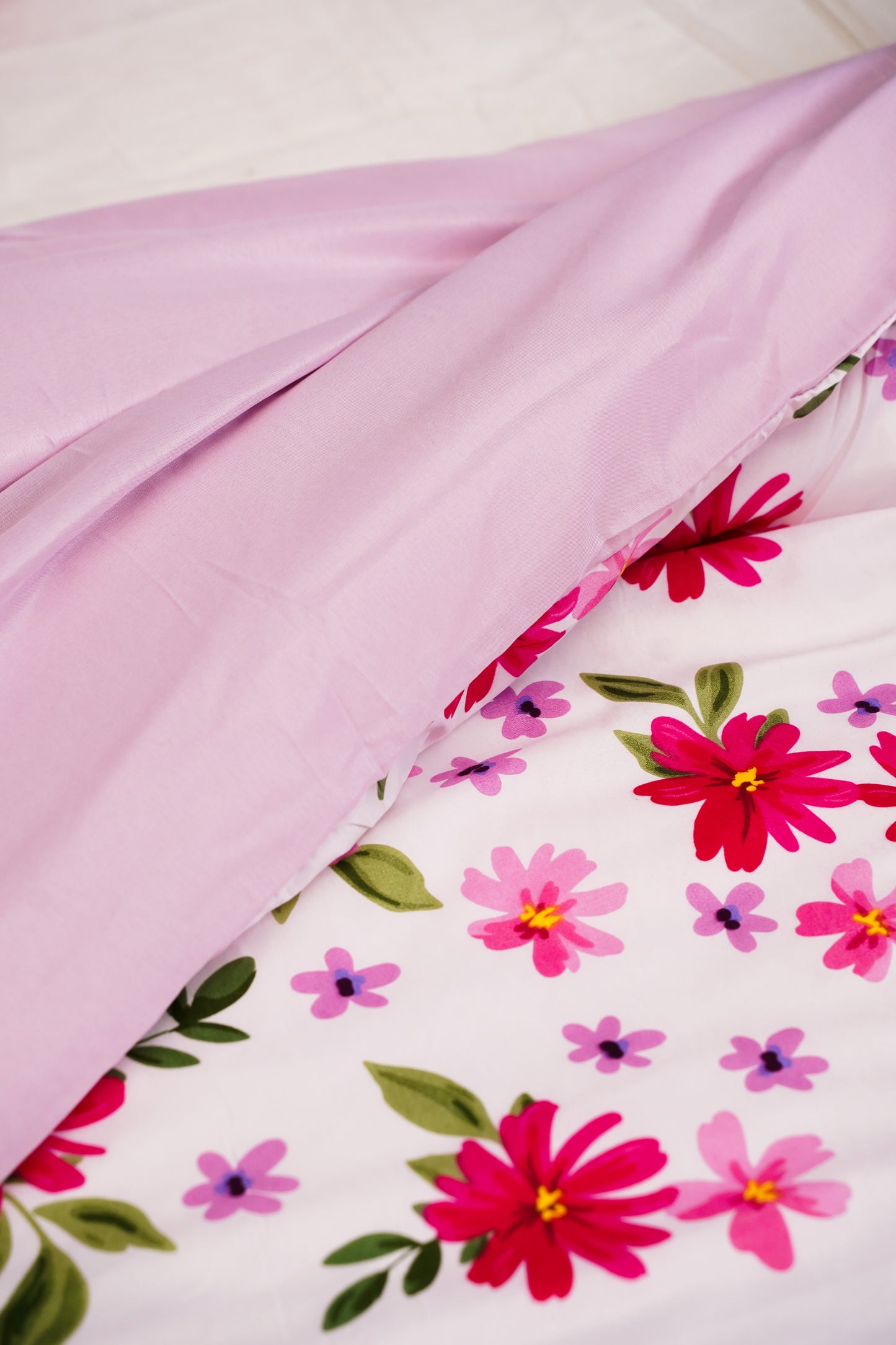 Linen Loft Blossom Duvet Cover Set | Elegant & Comfortable Design