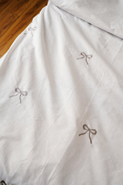 Linen Loft Graceful Bow Pattern Duvet Cover Set | Dreamy, Modern & Pinterest-Perfect Vibes